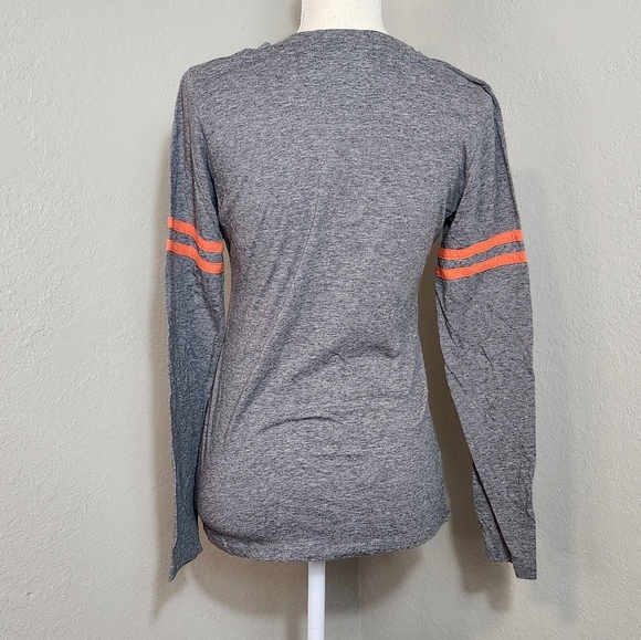 OSU Oklahoma State Women Large Distressed Football Long Sleeve Shirt - Picture 6 of 6